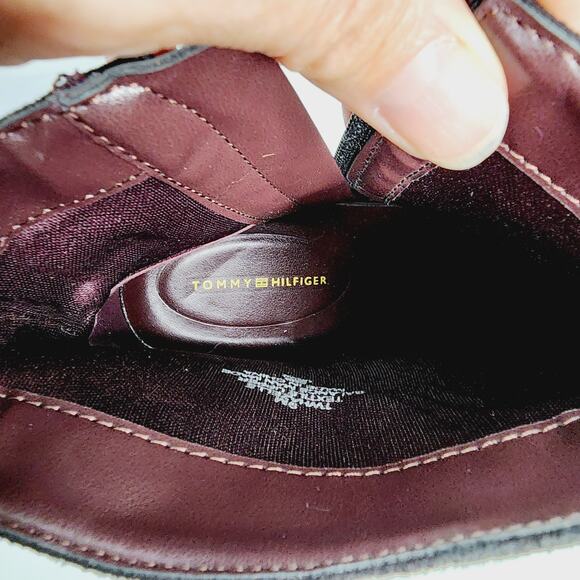 Tommy Hilfiger Hazelle Black  Almond Toe Chunky Heel Side Zip Ankle Boots 9M - Picture 10 of 12